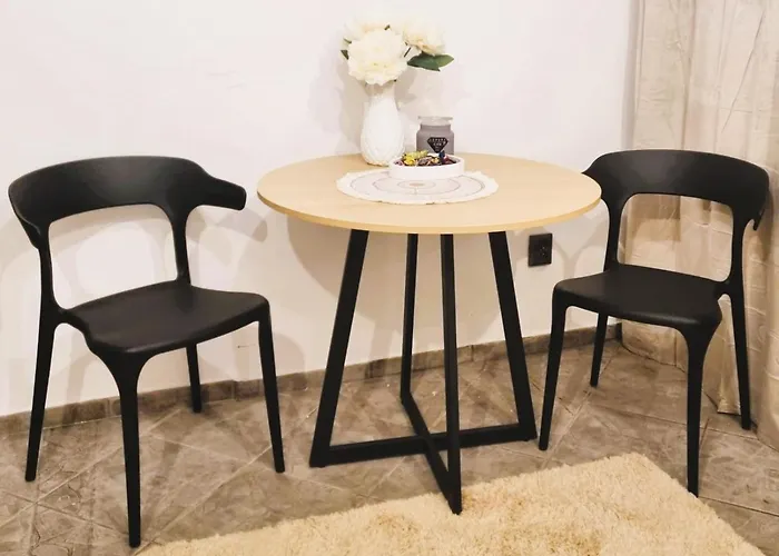 אכסניה Good Vibes צ'סטוצ'ובה